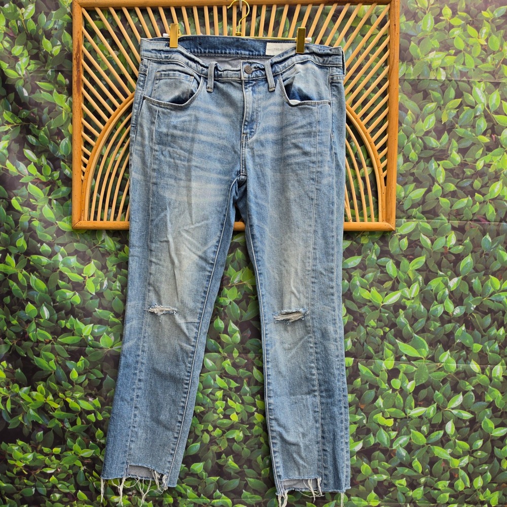 Treasure & Bond Skinny Boyfriend Ankle Jeans 30 Light Wash Distressed Step Hem